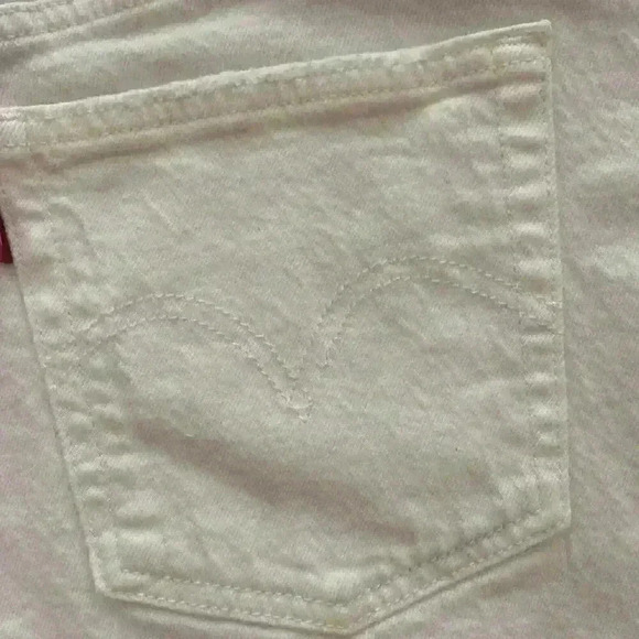 Levi's 501 Original Fit High Rise Denim Shorts NWOT Size 28 - Picture 7 of 11